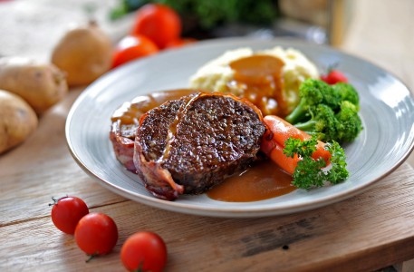 Forget Me Not Food Photography Surabaya - Chendra Cahyadi photography took the interior and food beverages photography of Forget Me Not Food at Surabaya. 