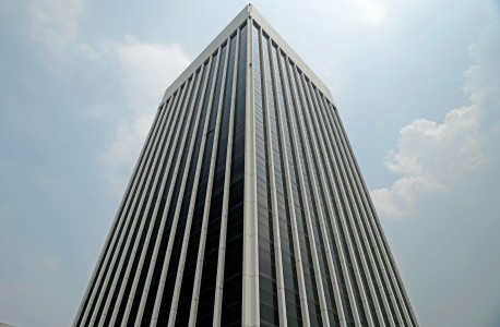 Summitmas Sudirman Architecture Photography Jakarta - Chendra Cahyadi photography took the Architecture photography of Summitmas Sudirman at Jakarta. Summitmas is a Grade B office building located at the heart of Jakarta's Central Business District.