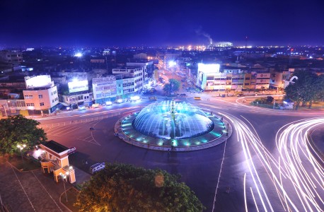 Philips Palembang Landmark Photography - Chendra Cahyadi photography took the Architecture photography of Philips Palembang Landmark at Palembang. Philips Palembang Landmark is the capital of South Sumatra province. 