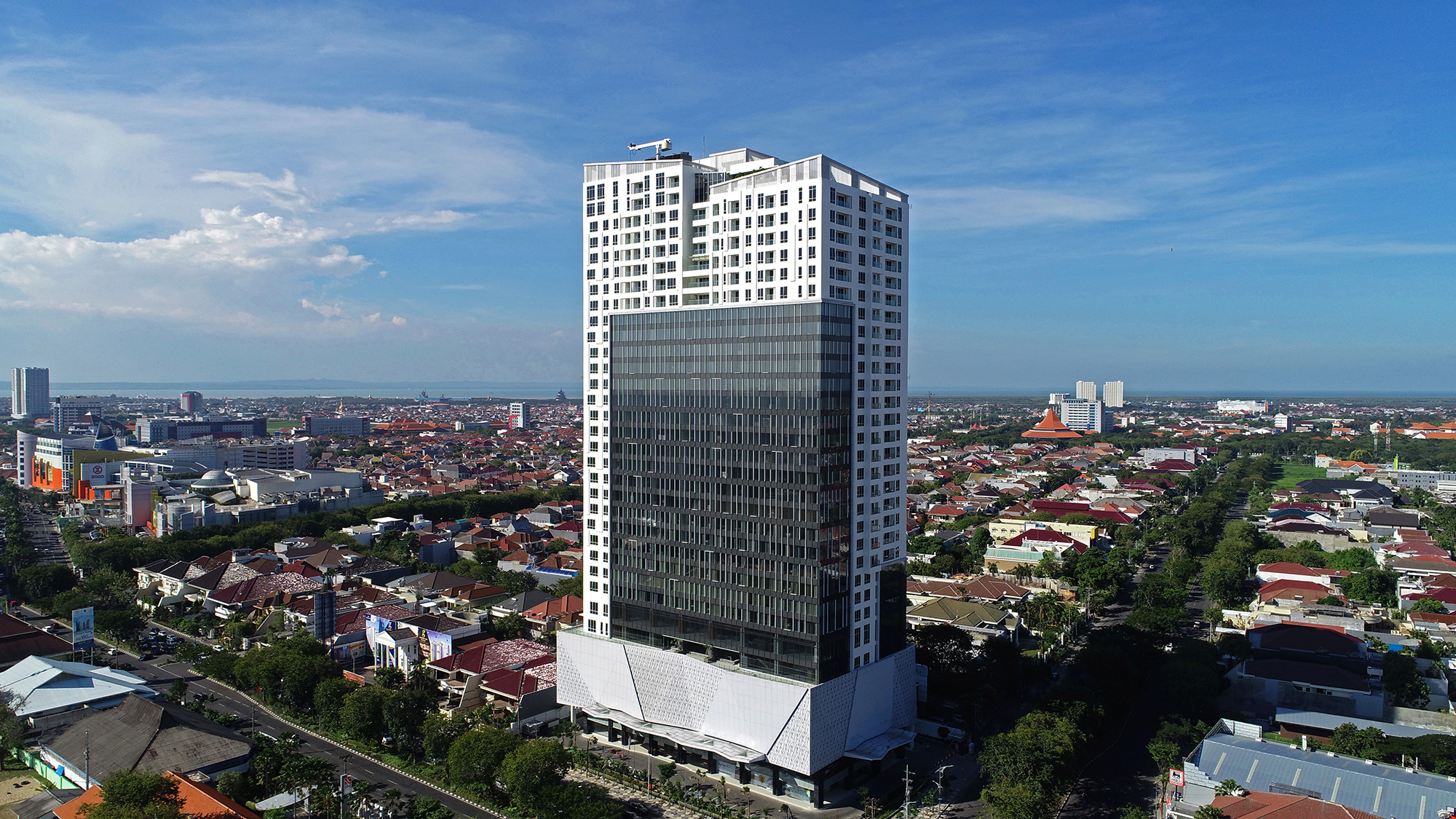 One East Architecture Photography Surabaya - Chendra Cahyadi photography took the architecture of One East at Surabaya. One East became part of MNC Land as the most exclusive mixed-use development in Surabaya.