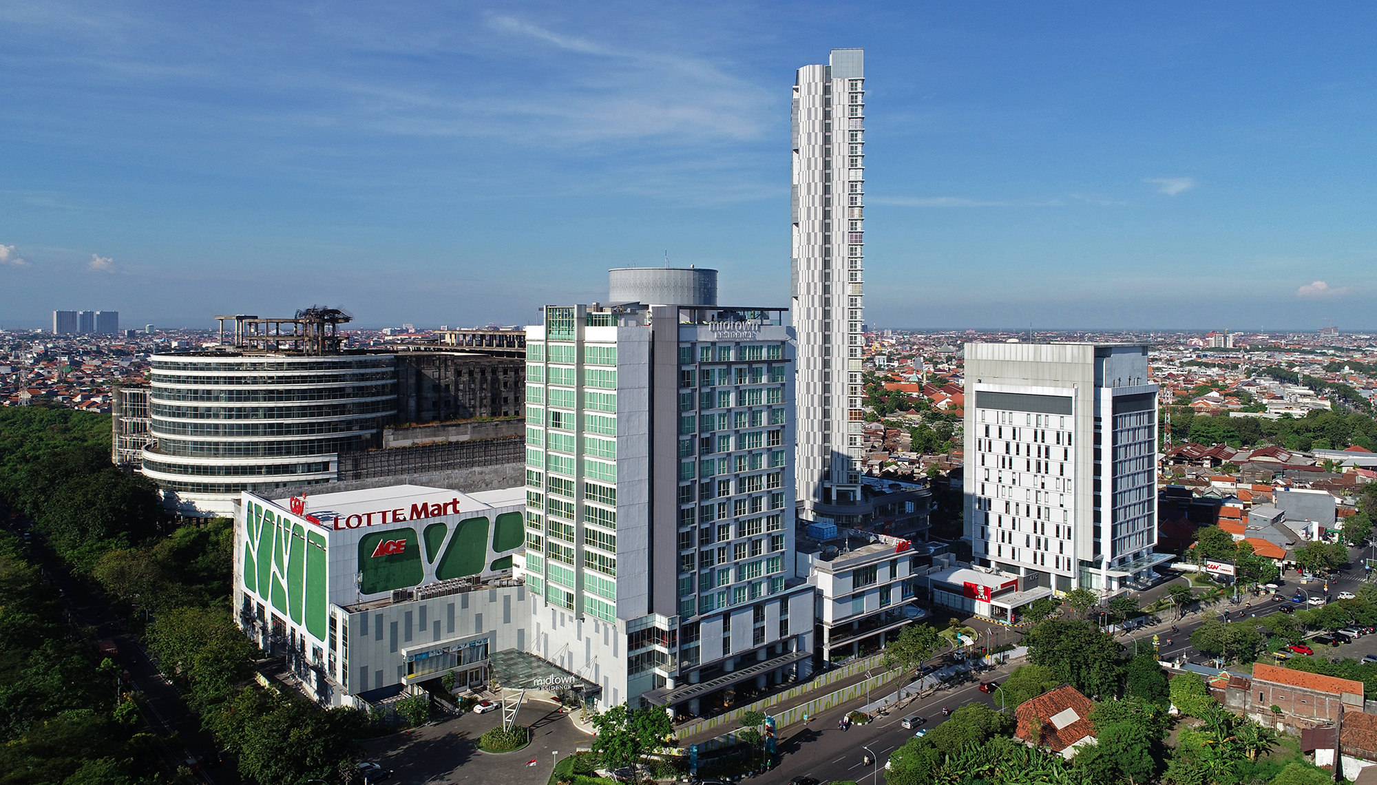 Marvell City Surabaya Architecture Photography - Chendra Cahyadi photography took the architecture of Marvel City at Surabaya. Marvell City is a superblock in Surabaya as well as a family mall concept to provide all the family needs in one place.